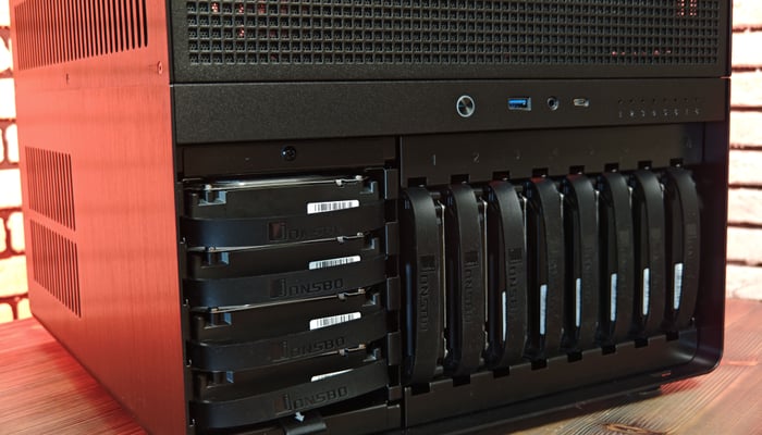 Массивы RAID и NAS