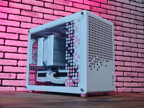 Сборка компьютера от SpectraPC в корпусе JonsboZ20Pink вид 2