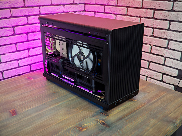 Сборка компьютера от SpectraPC в корпусе LIANLI A3 Black вид 4