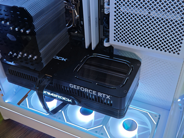 Сборка компьютера от SpectraPC в корпусе Montech HS02 PRO White вид 7