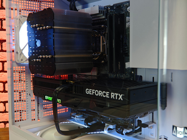 Сборка компьютера от SpectraPC в корпусе Montech King 45 White вид 4