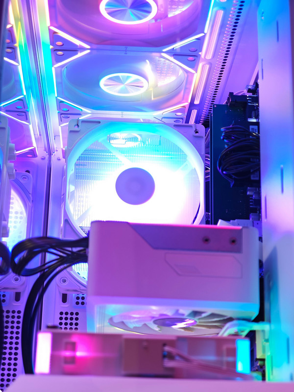 Сборка компьютера от SpectraPC в корпусе Zalman P10 вид 3