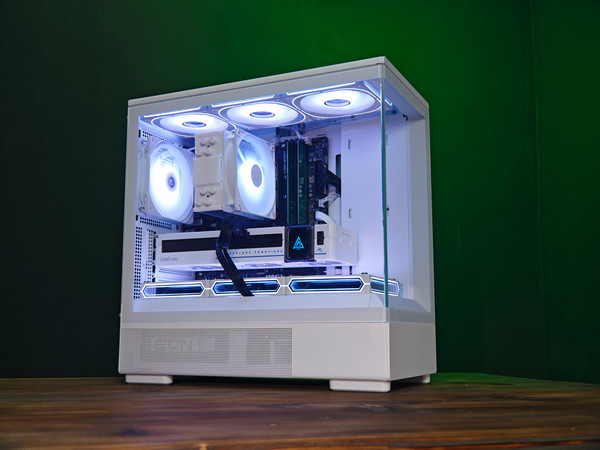 Сборка компьютера от SpectraPC в корпусе Zalman P10 вид 8