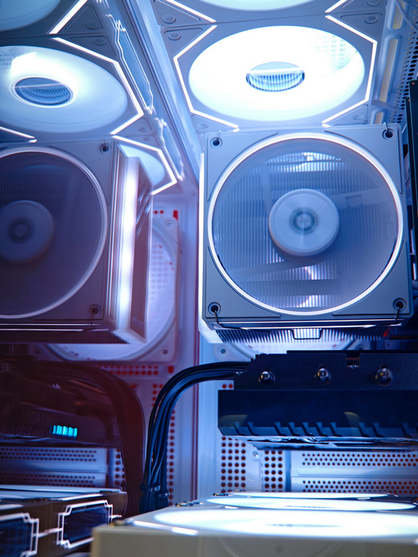 Сборка компьютера от SpectraPC в корпусе Zalman P10 вид 13