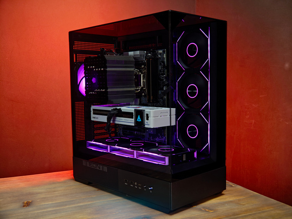 Сборка компьютера от SpectraPC в корпусе ZALMAN P40 PRISM вид 01