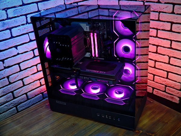 Сборка компьютера от SpectraPC в корпусе ZALMAN P40 PRISM вид 06