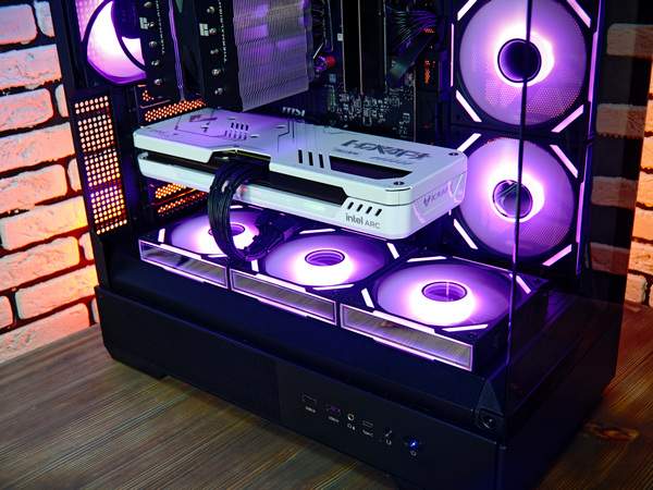 Сборка компьютера от SpectraPC в корпусе ZALMAN P40 PRISM вид 09