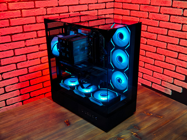 Сборка компьютера от SpectraPC в корпусе ZALMAN P40 PRISM вид 16