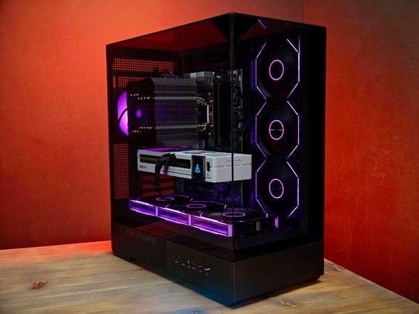 Сборка компьютера от SpectraPC в корпусе ZALMAN P40 PRISM вид 1