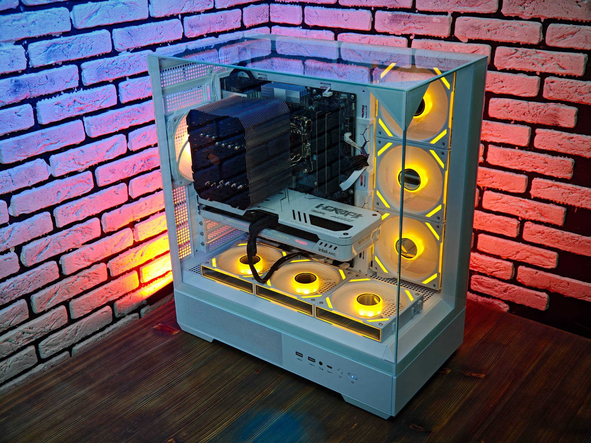 Сборка компьютера от SpectraPC в корпусе ZALMAN P40 PRISM вид 11