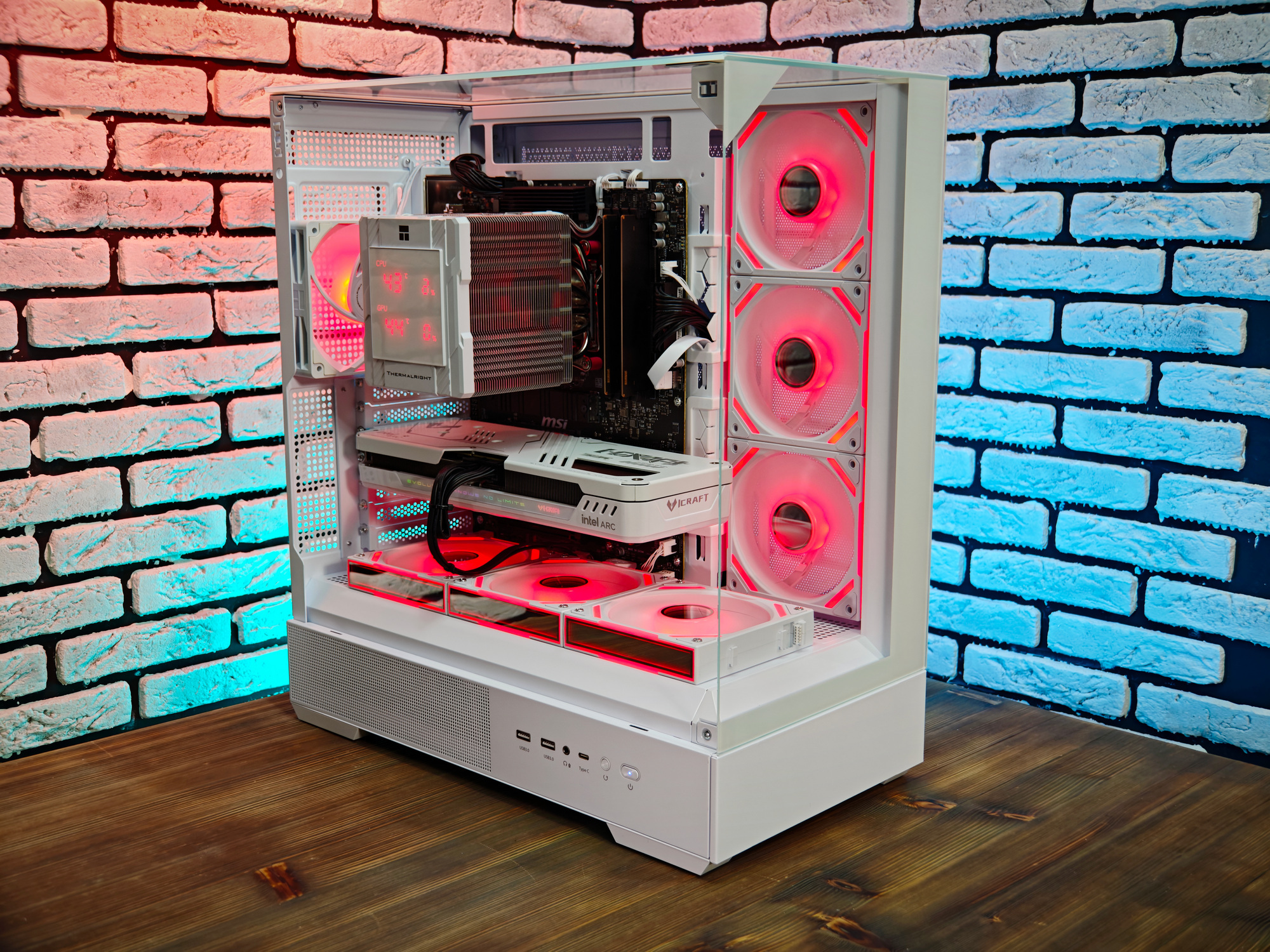 Сборка компьютера от SpectraPC в корпусе ZALMAN P40 PRISM вид 17