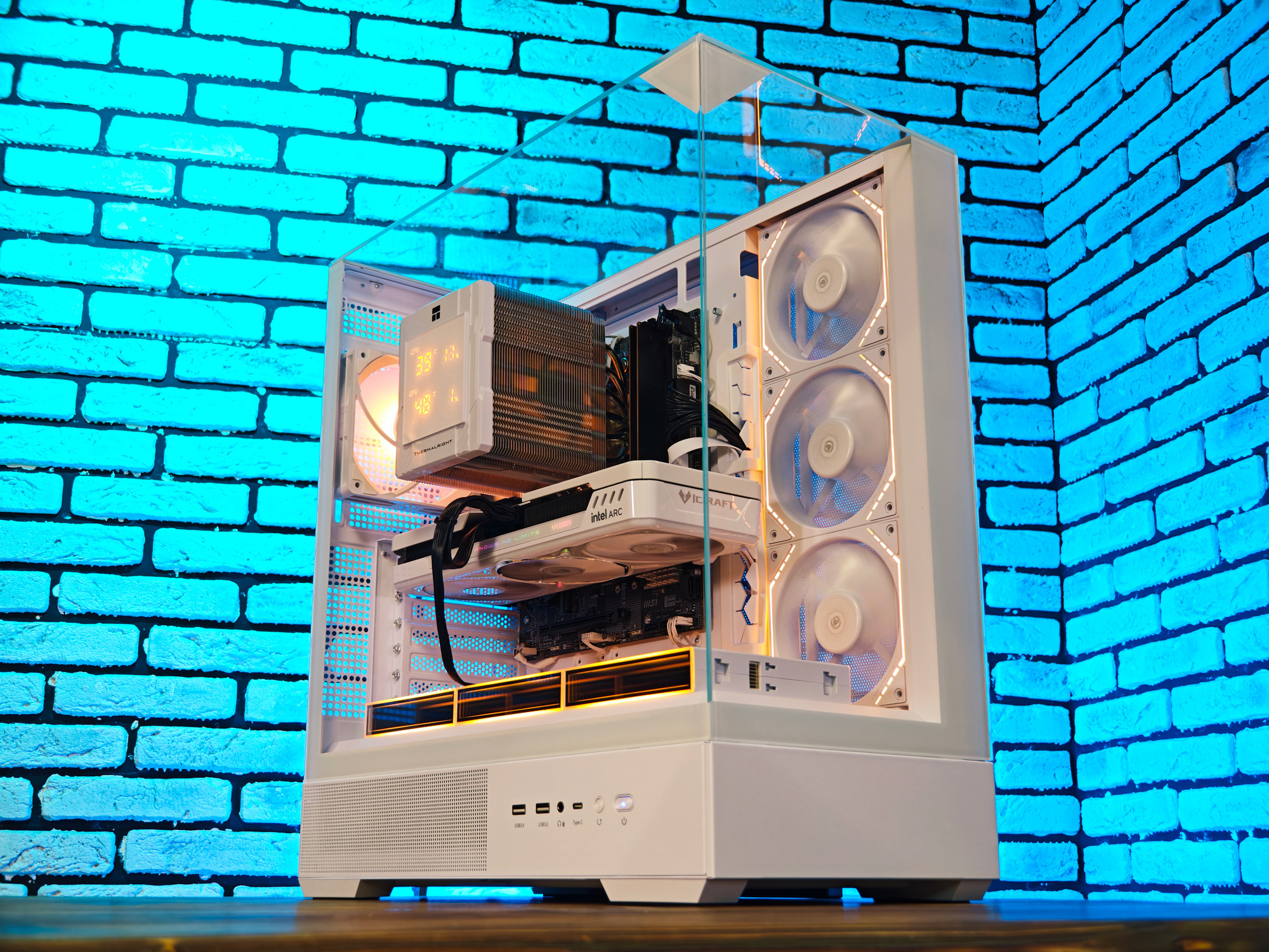 Сборка компьютера от SpectraPC в корпусе ZALMAN P40 PRISM вид 27