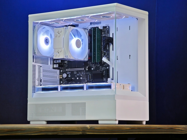 Сборка компьютера от SpectraPC в корпусе Zalman P10 вид 1