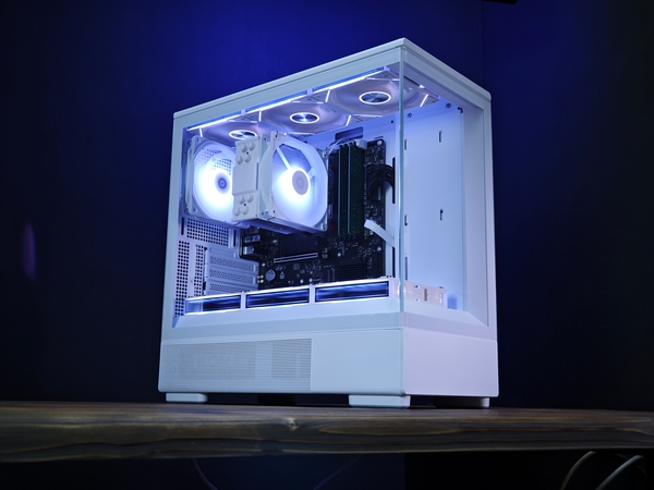 Сборка компьютера от SpectraPC в корпусе Zalman P10 вид 3